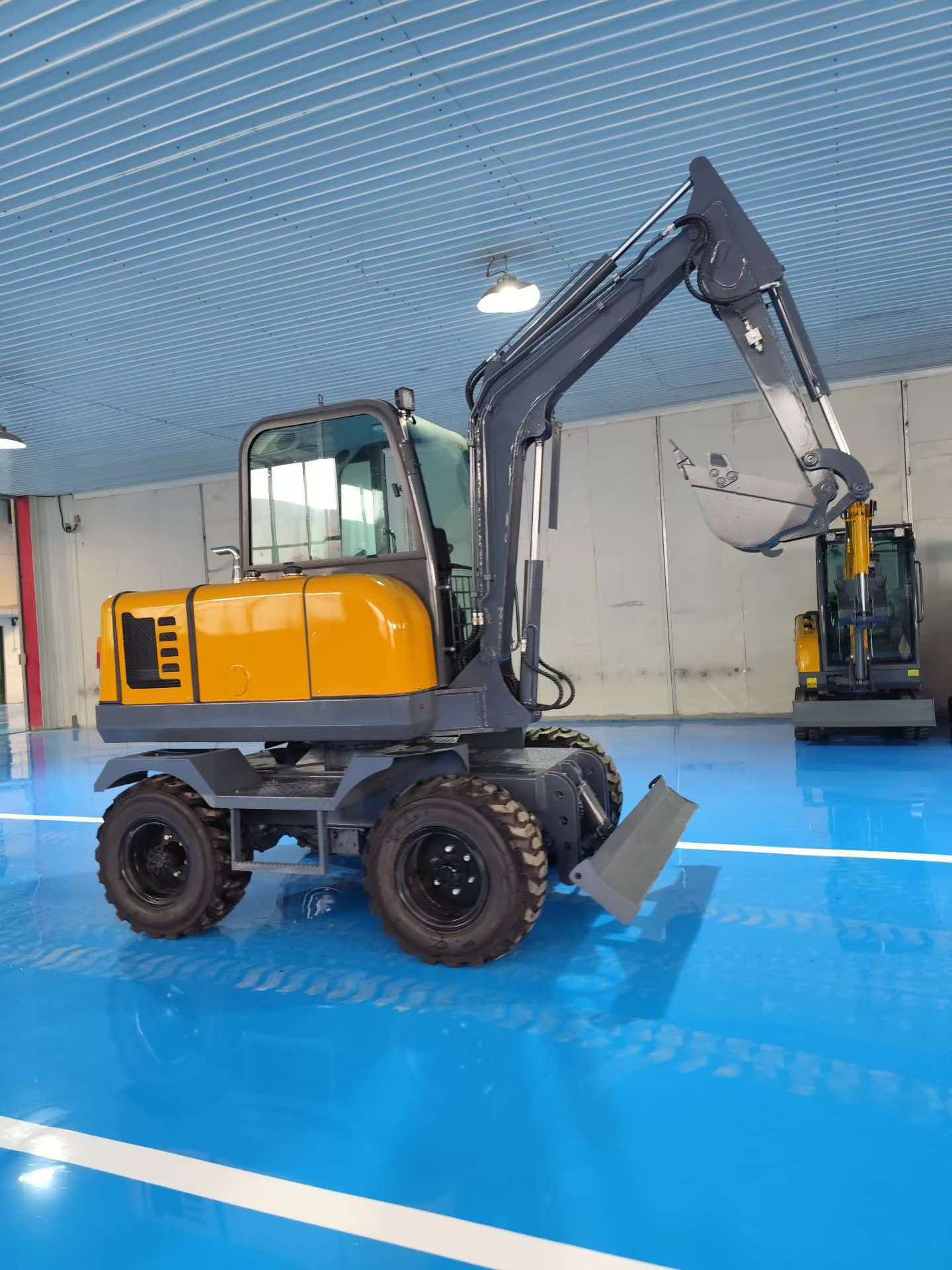 Колёсный экскаватор GS30 2