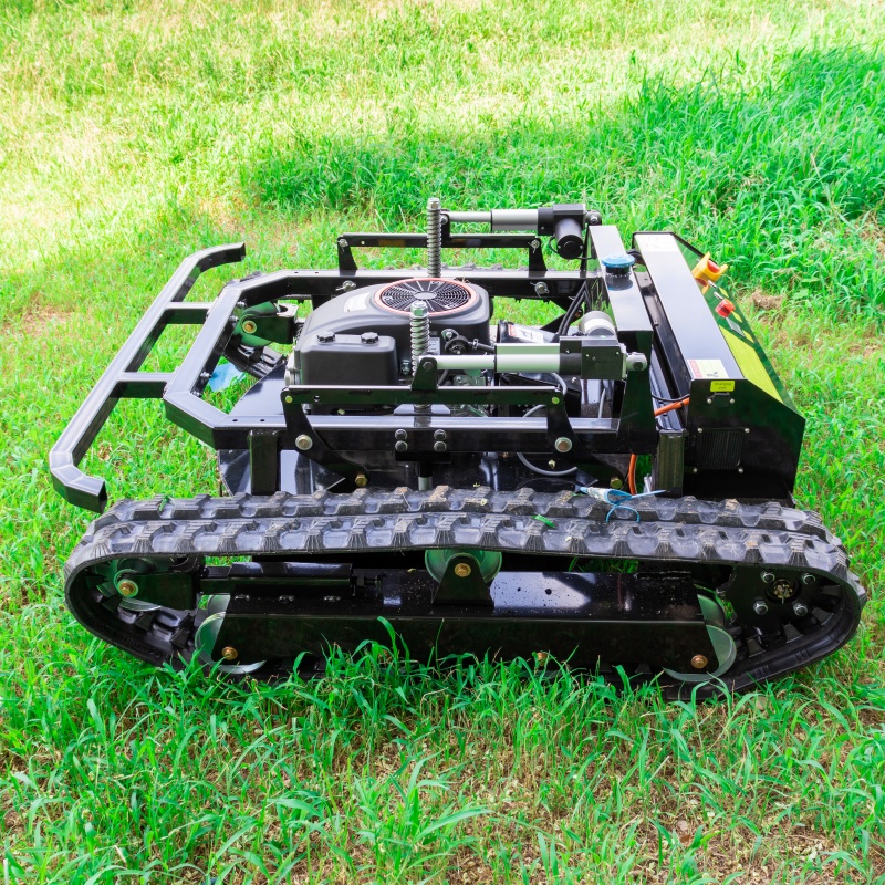 Радиоуправляемая гусеничная косилка HT-800T 3