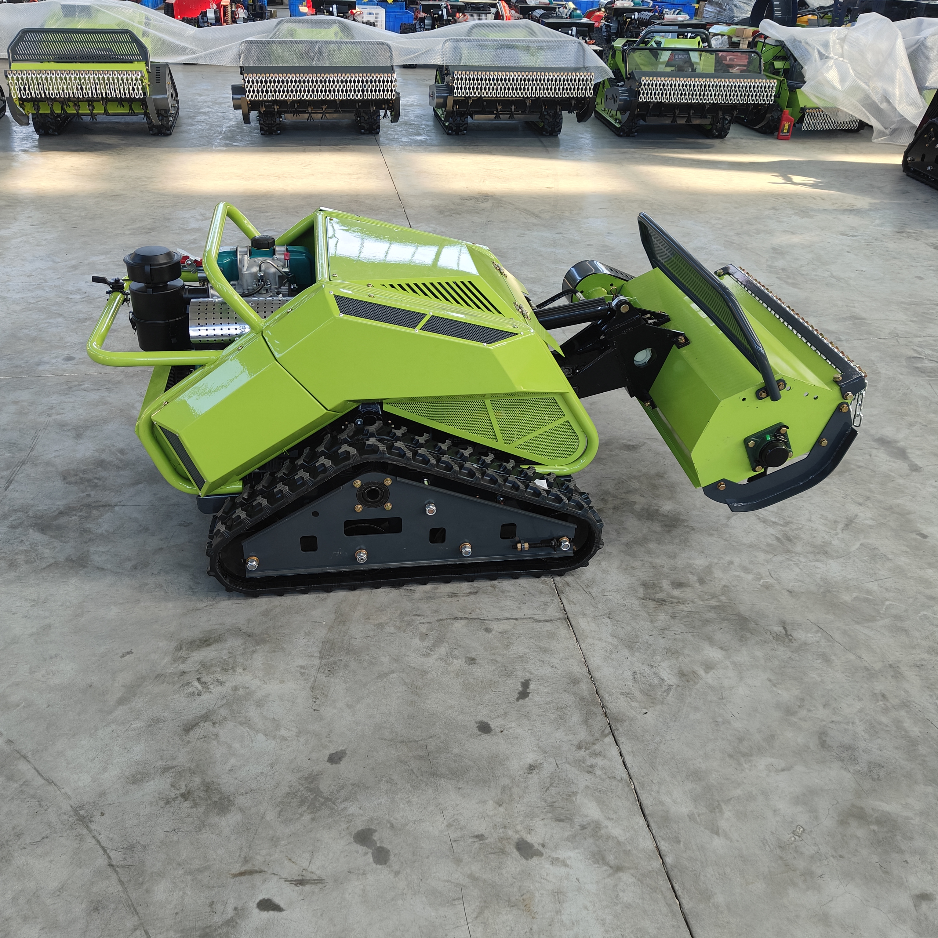 Радиоуправляемая многофункциональная косилка-мульчер HT-80 ProMax 2